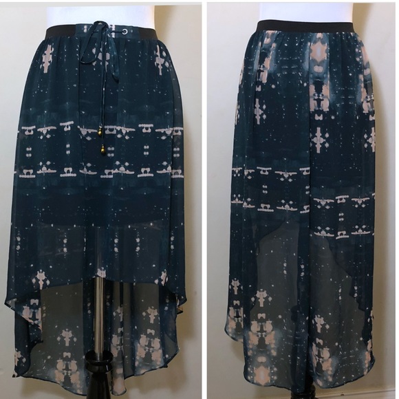 princess vera wang Dresses & Skirts - ⭐️ 5/$25 Princess Vera Wang High/Low Skirt S1